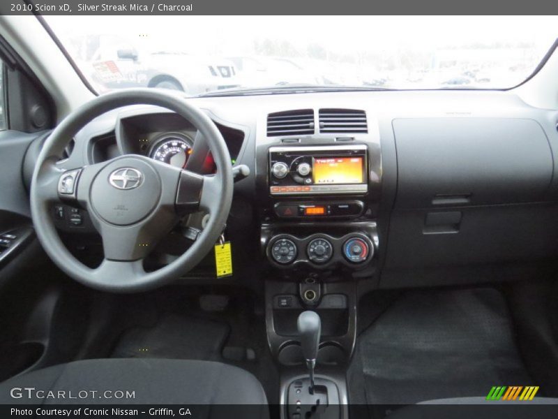 Silver Streak Mica / Charcoal 2010 Scion xD