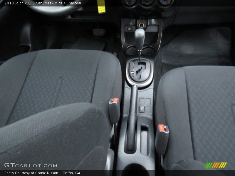 Silver Streak Mica / Charcoal 2010 Scion xD