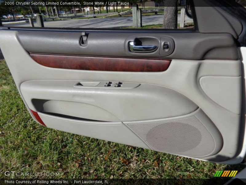 Door Panel of 2006 Sebring Limited Convertible