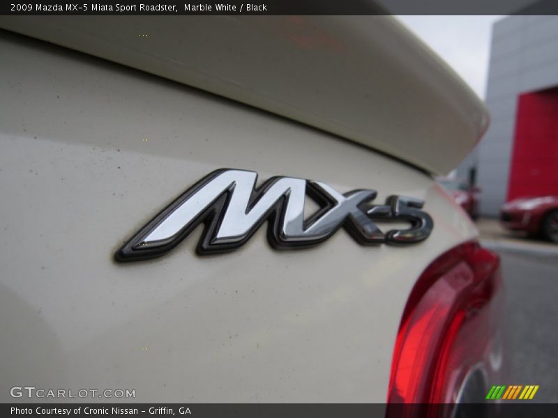 Marble White / Black 2009 Mazda MX-5 Miata Sport Roadster