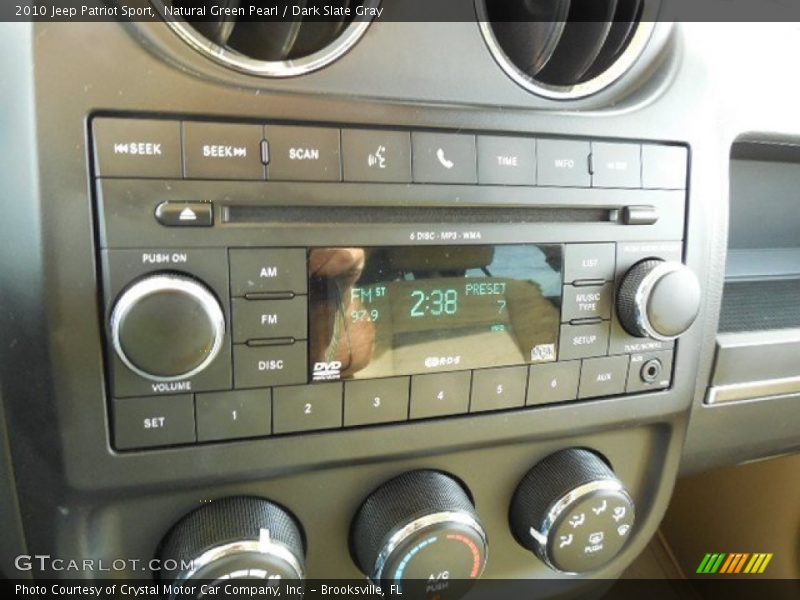 Natural Green Pearl / Dark Slate Gray 2010 Jeep Patriot Sport