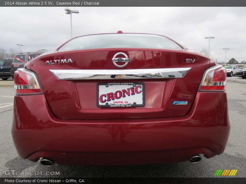 Cayenne Red / Charcoal 2014 Nissan Altima 2.5 SV