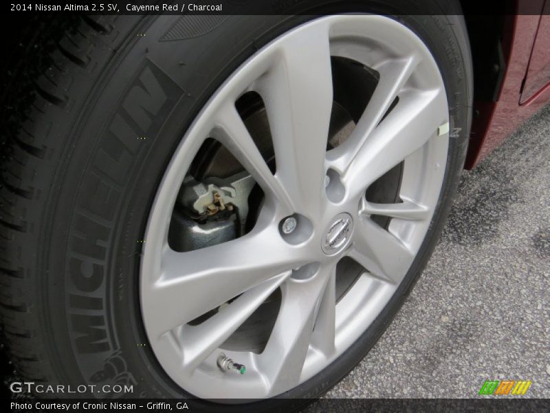 Cayenne Red / Charcoal 2014 Nissan Altima 2.5 SV