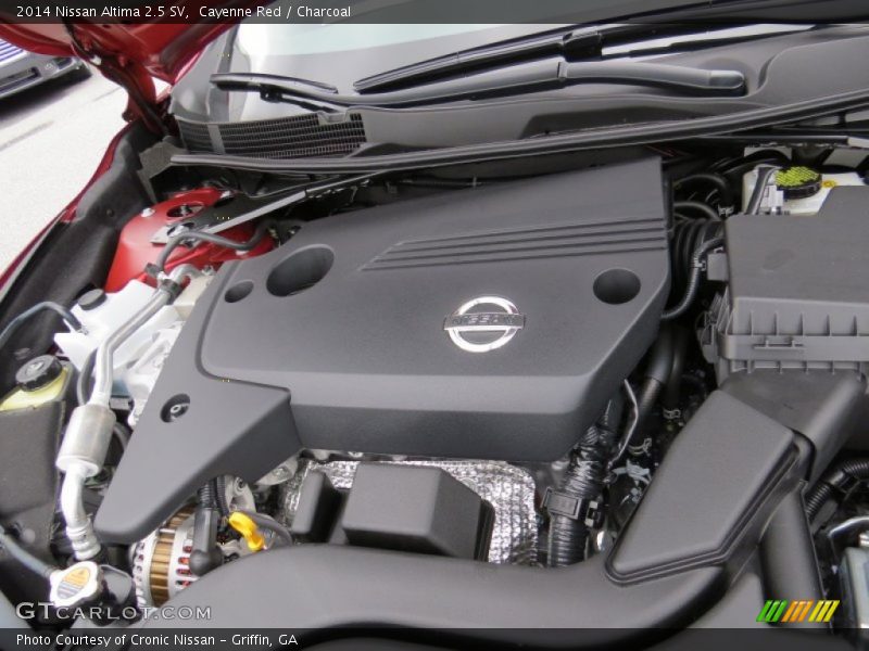 Cayenne Red / Charcoal 2014 Nissan Altima 2.5 SV