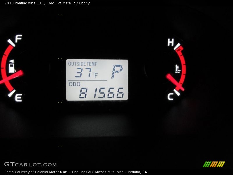 Red Hot Metallic / Ebony 2010 Pontiac Vibe 1.8L