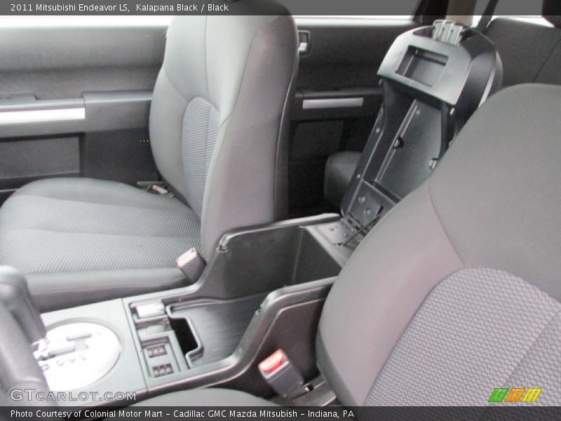 Kalapana Black / Black 2011 Mitsubishi Endeavor LS