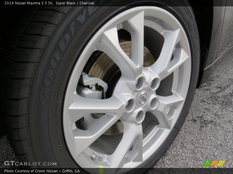  2014 Maxima 3.5 SV Wheel