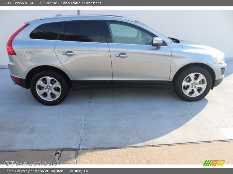 Electric Silver Metallic / Sandstone 2013 Volvo XC60 3.2