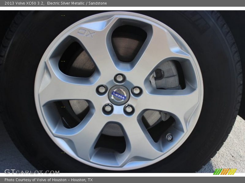 Electric Silver Metallic / Sandstone 2013 Volvo XC60 3.2
