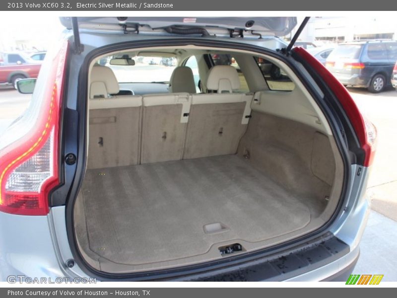 Electric Silver Metallic / Sandstone 2013 Volvo XC60 3.2