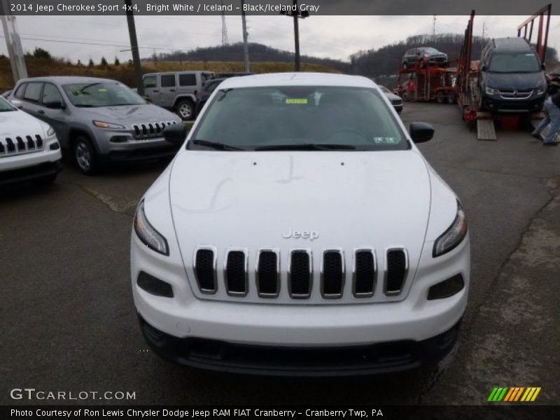 Bright White / Iceland - Black/Iceland Gray 2014 Jeep Cherokee Sport 4x4
