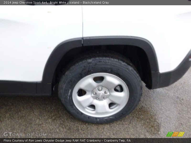 Bright White / Iceland - Black/Iceland Gray 2014 Jeep Cherokee Sport 4x4
