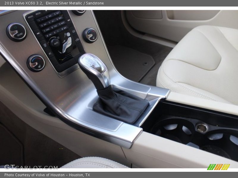 Electric Silver Metallic / Sandstone 2013 Volvo XC60 3.2