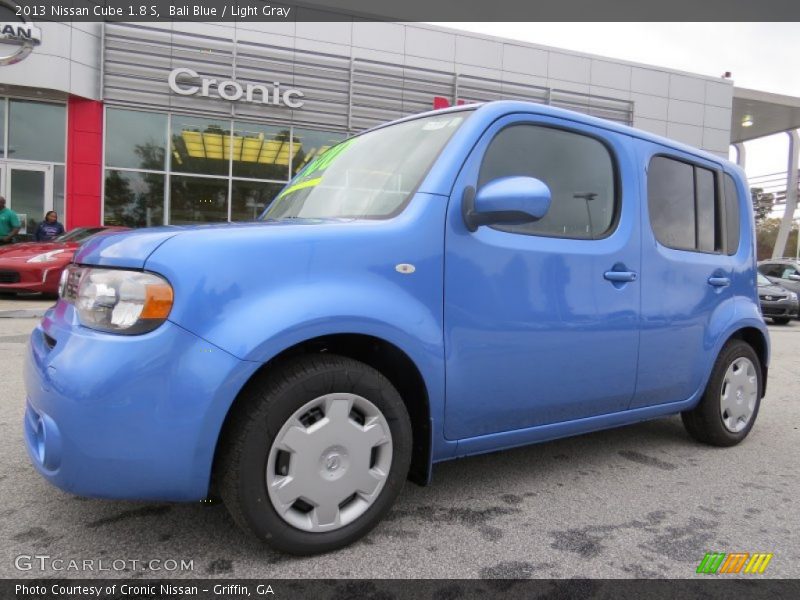 Bali Blue / Light Gray 2013 Nissan Cube 1.8 S