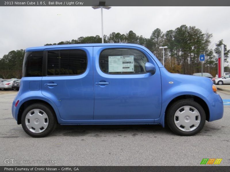 Bali Blue / Light Gray 2013 Nissan Cube 1.8 S