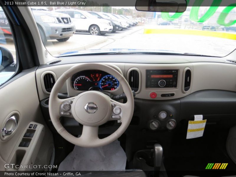 Bali Blue / Light Gray 2013 Nissan Cube 1.8 S