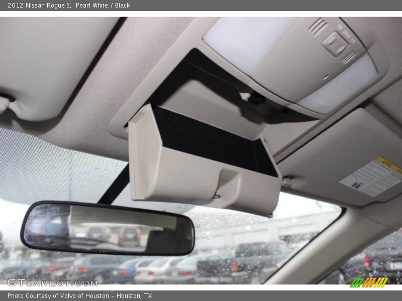 Pearl White / Black 2012 Nissan Rogue S