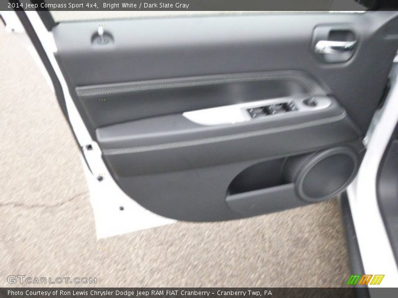 Bright White / Dark Slate Gray 2014 Jeep Compass Sport 4x4