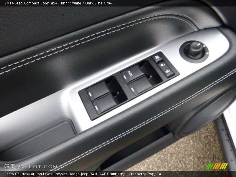 Bright White / Dark Slate Gray 2014 Jeep Compass Sport 4x4