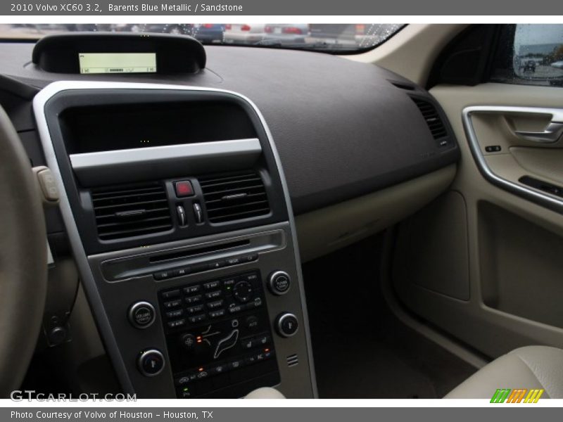 Barents Blue Metallic / Sandstone 2010 Volvo XC60 3.2