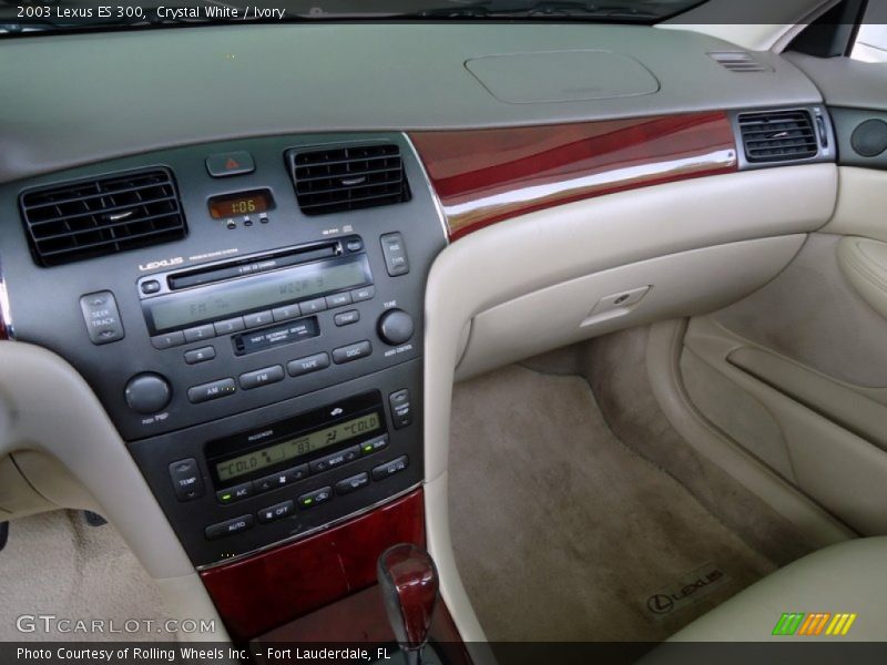 Crystal White / Ivory 2003 Lexus ES 300