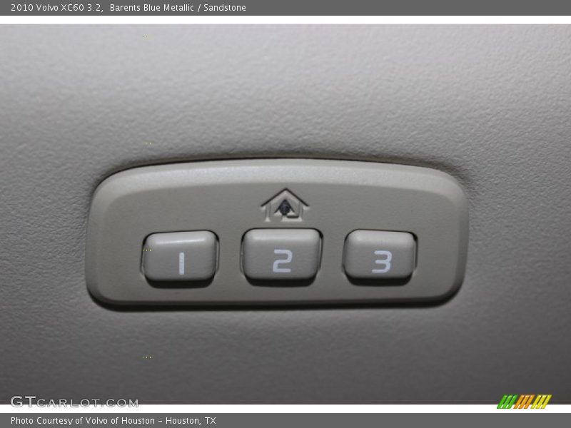 Barents Blue Metallic / Sandstone 2010 Volvo XC60 3.2