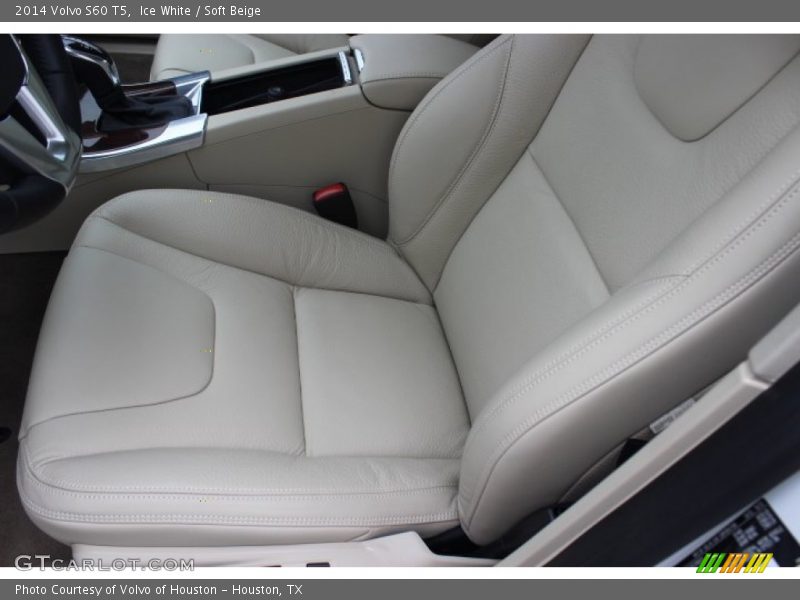 Ice White / Soft Beige 2014 Volvo S60 T5