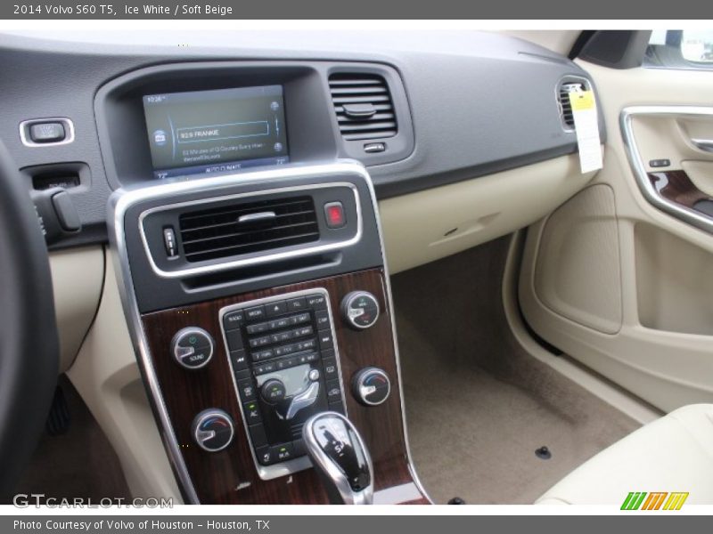 Ice White / Soft Beige 2014 Volvo S60 T5