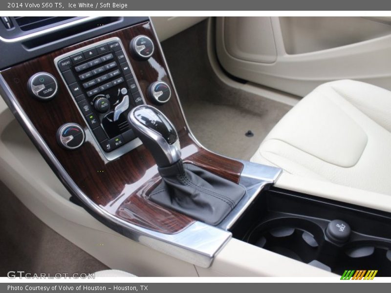 Ice White / Soft Beige 2014 Volvo S60 T5