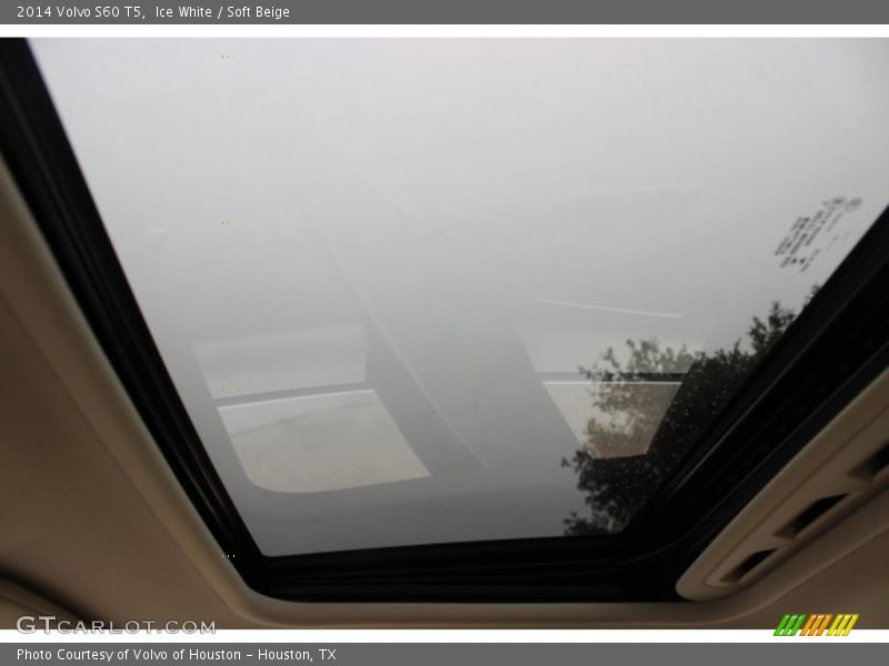 Ice White / Soft Beige 2014 Volvo S60 T5