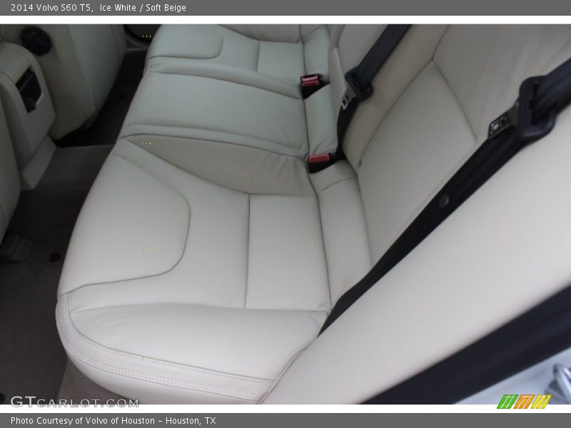 Ice White / Soft Beige 2014 Volvo S60 T5
