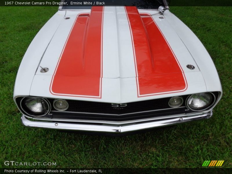Ermine White / Black 1967 Chevrolet Camaro Pro Dragster