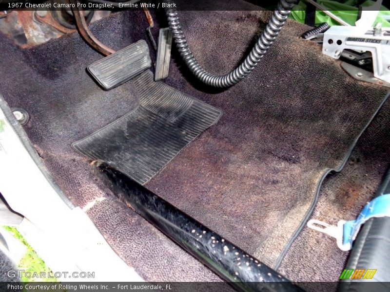 Ermine White / Black 1967 Chevrolet Camaro Pro Dragster