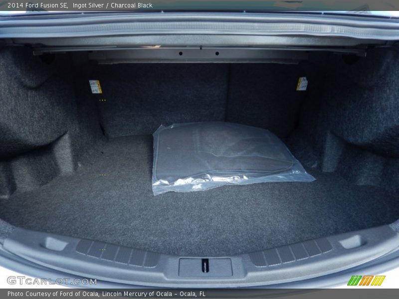 Ingot Silver / Charcoal Black 2014 Ford Fusion SE