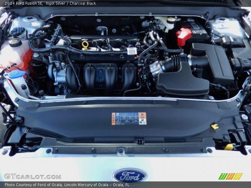 Ingot Silver / Charcoal Black 2014 Ford Fusion SE