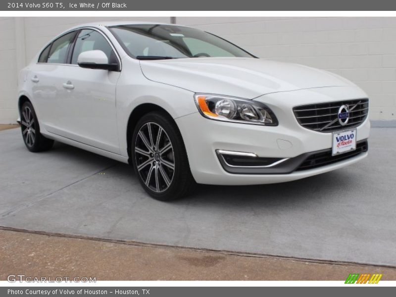 Ice White / Off Black 2014 Volvo S60 T5