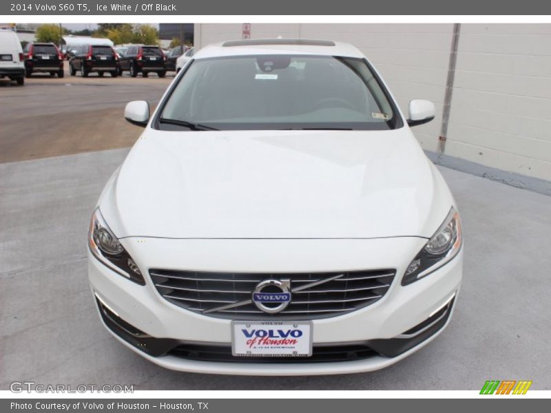 Ice White / Off Black 2014 Volvo S60 T5