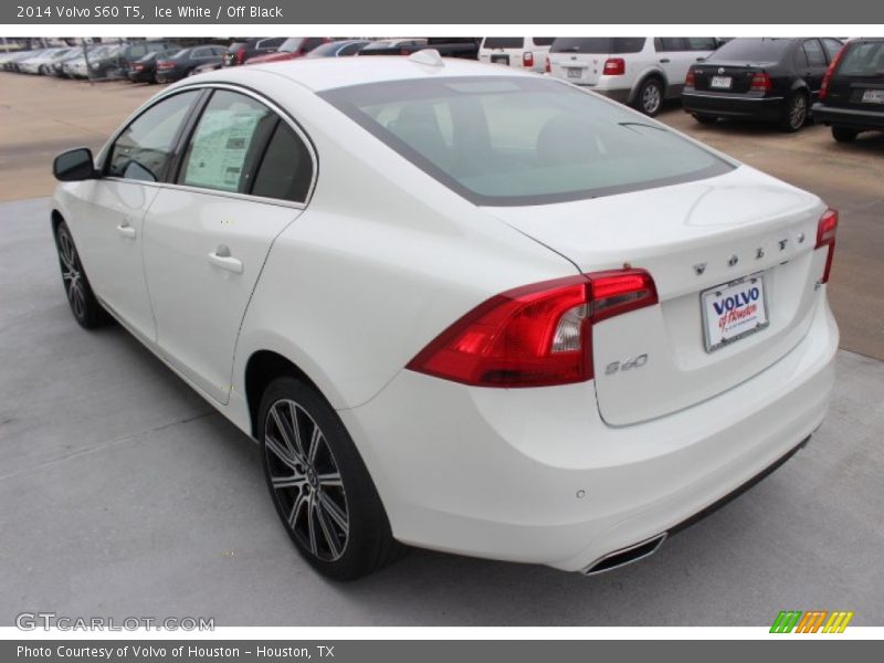 Ice White / Off Black 2014 Volvo S60 T5