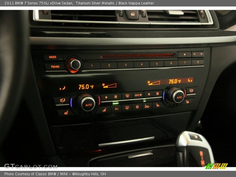 Controls of 2011 7 Series 750Li xDrive Sedan
