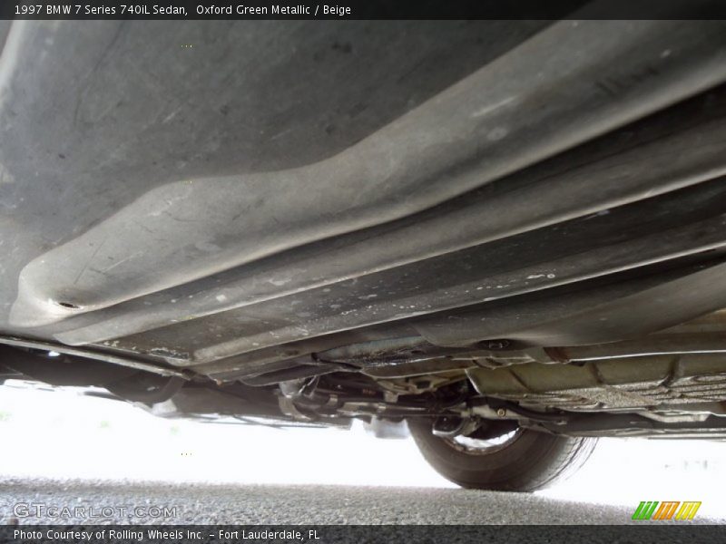 Undercarriage of 1997 7 Series 740iL Sedan