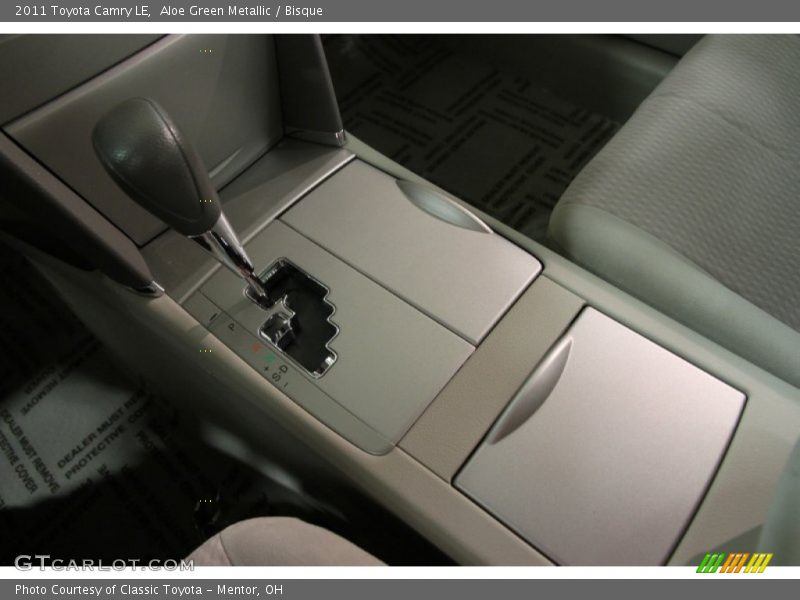 Aloe Green Metallic / Bisque 2011 Toyota Camry LE