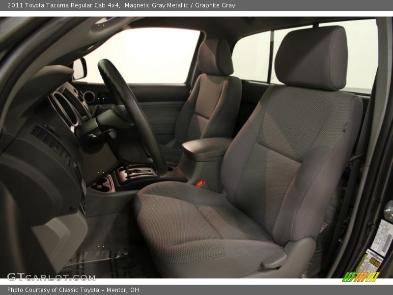 Magnetic Gray Metallic / Graphite Gray 2011 Toyota Tacoma Regular Cab 4x4