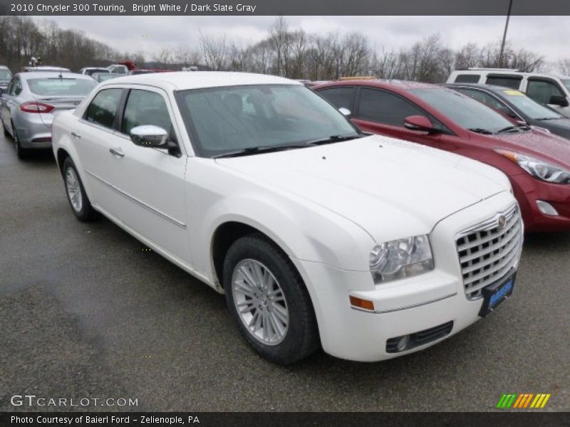 Bright White / Dark Slate Gray 2010 Chrysler 300 Touring