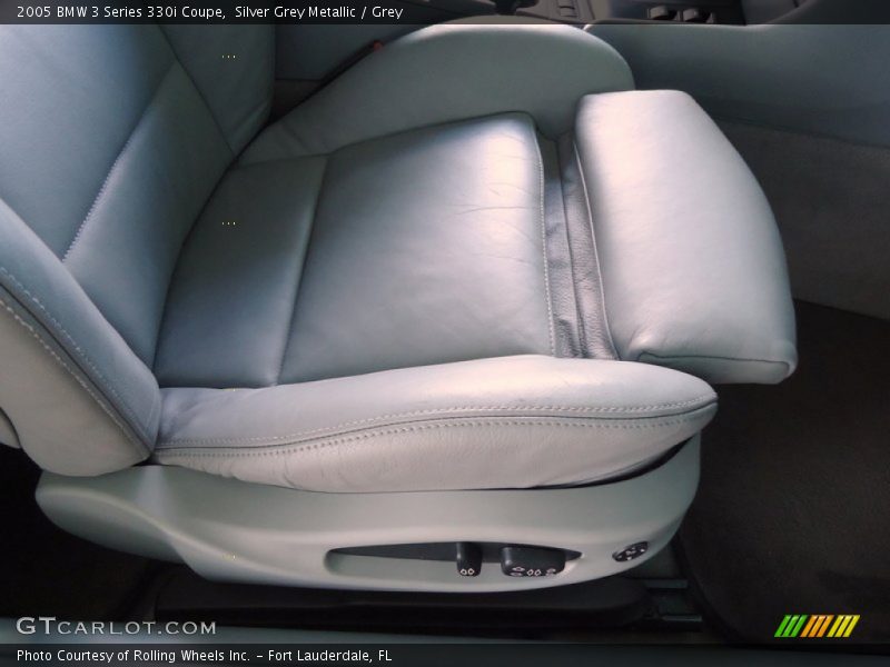Silver Grey Metallic / Grey 2005 BMW 3 Series 330i Coupe