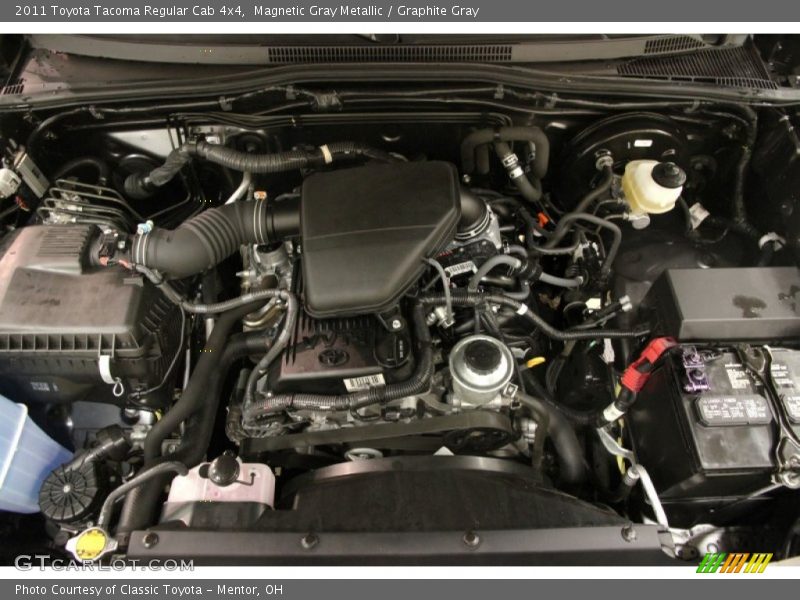 Magnetic Gray Metallic / Graphite Gray 2011 Toyota Tacoma Regular Cab 4x4
