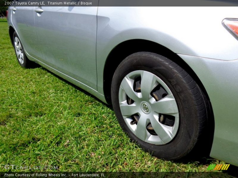 Titanium Metallic / Bisque 2007 Toyota Camry LE