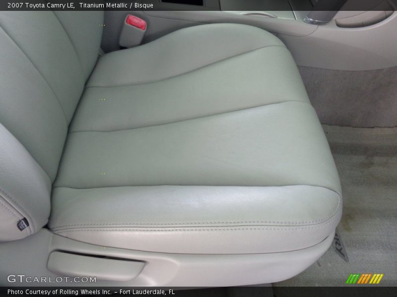 Titanium Metallic / Bisque 2007 Toyota Camry LE