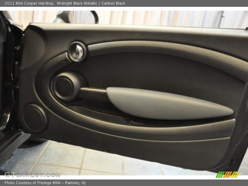 Midnight Black Metallic / Carbon Black 2011 Mini Cooper Hardtop