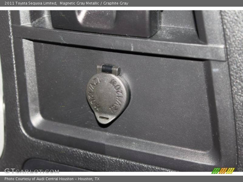 Magnetic Gray Metallic / Graphite Gray 2011 Toyota Sequoia Limited