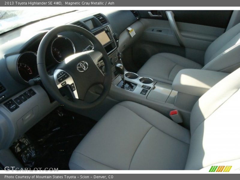 Magnetic Gray Metallic / Ash 2013 Toyota Highlander SE 4WD